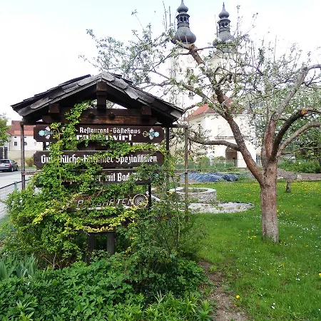 Kronenwirt Fogadó 3*