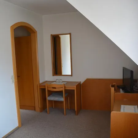 Kronenwirt Han/Misafirhane 3*