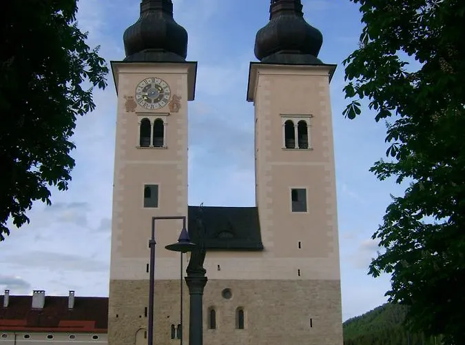 Kronenwirt Värdshus